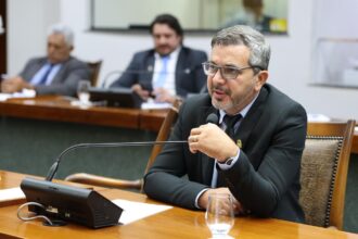 wiston-gomes-lidera-ranking-de-emendas-e-e-o-deputado-que-mais-destinou-recursos-ao-bico-do-papagaio
