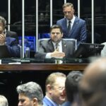 senado-aprova-pl-que-reduz-penas-de-condenados-do-8/1-e-trama-golpista