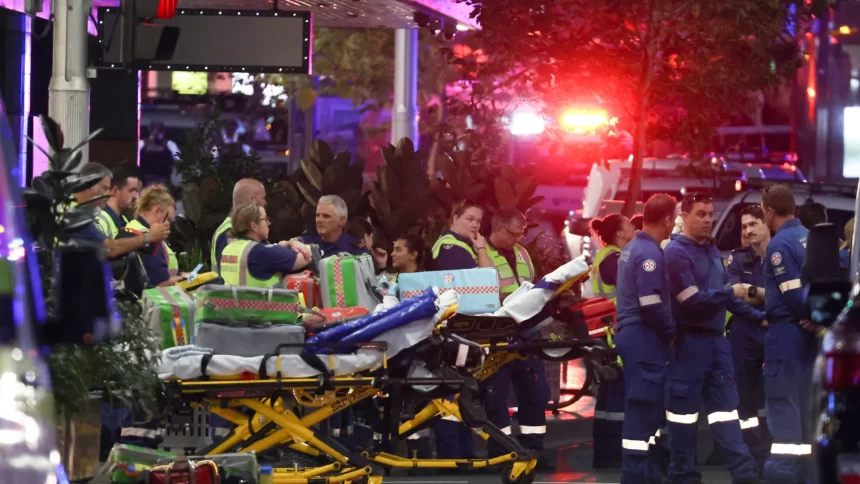 australia-acusa-terrorista-sobrevivente-em-ataque-em-sydney-de-59-crimes