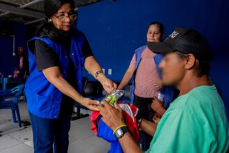 banho-solidario-realiza-acao-de-natal-e-entrega-de-doacoes-a-populacao-em-situacao-de-rua