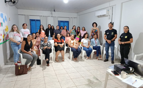 em-dianopolis,-10a-deamv-realiza-palestra-para-servidores-do-creas-sobre-atuacao-da-policia-civil-na-defesa-da-mulher