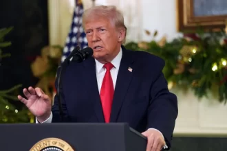 trump:-ucrania-deve-agir-rapidamente-antes-que-russia-‘mude-de-ideia’