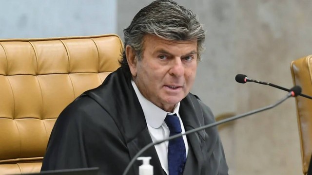 bloqueio-de-contas-de-beneficiarios-de-programas-sociais-em-bets-e-suspenso-por-fux