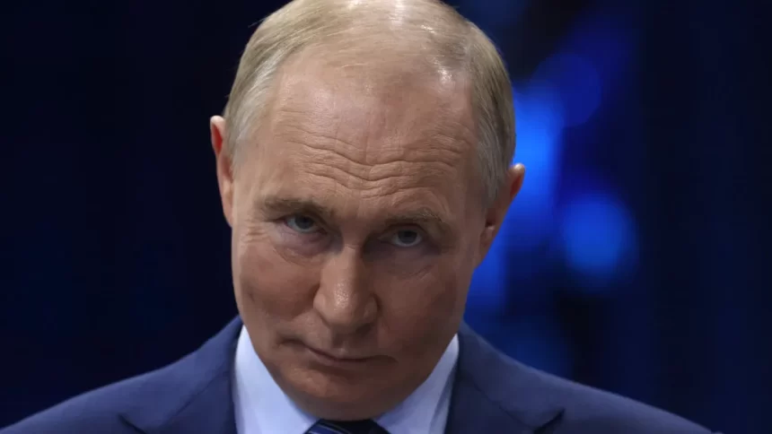 putin-fala-de-guerra,-economia-e-ets-em-entrevista-anual
