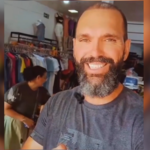 ‘humildade-inigualavel’:-quem-era-o-empresario-morto-a-facadas-ao-defender-a-propria-loja-de-assalto