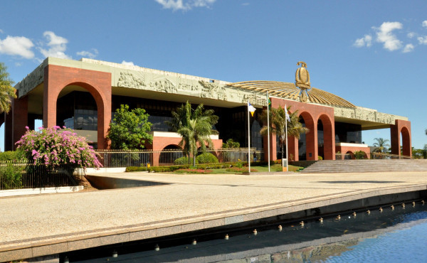 governo-do-tocantins-antecipa-salario-dos-servidores-para-terca-feira,-23,-e-injeta-mais-de-r$-560-milhoes-na-economia