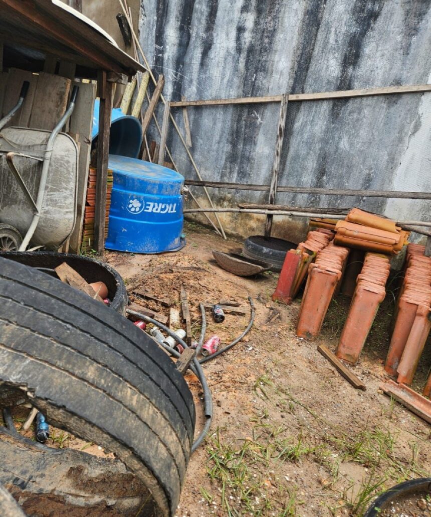corpo-de-mulher-e-encontrado-em-cova-rasa-apos-denuncia-de-cheiro-forte-em-casa