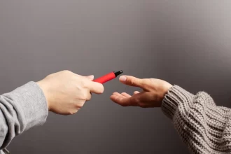 liquidos-dos-vapes-sao-toxicos-mesmo-antes-de-serem-aquecidos,-aponta-pesquisa-brasileira