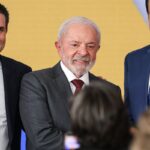 gustavo-feliciano-toma-posse-e-e-o-novo-ministro-do-turismo