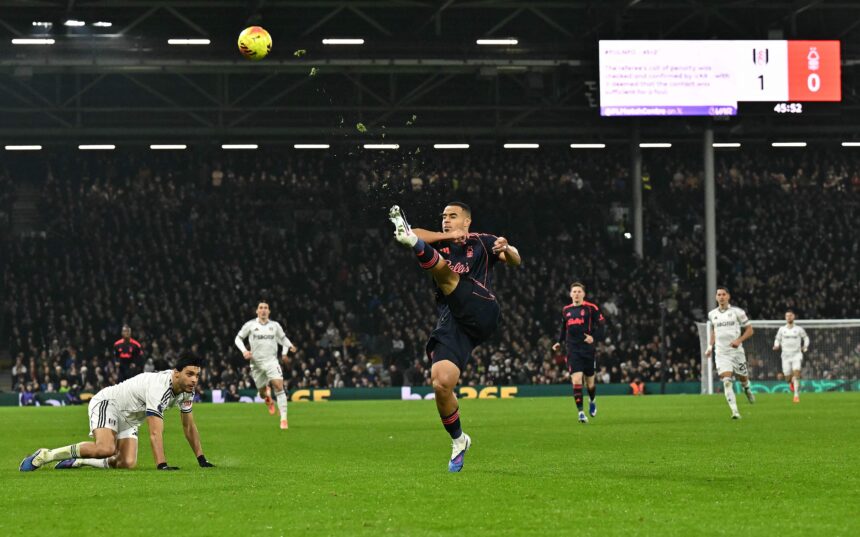 barcelona-volta-a-monitorar-murillo,-do-nottingham-forest,-para-reforcar-a-defesa