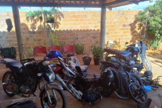 em-acao-imediata-pm-recupera-motocicletas-roubadas-de-patio-credenciado-e-detem-suspeitos-em-porto-nacional