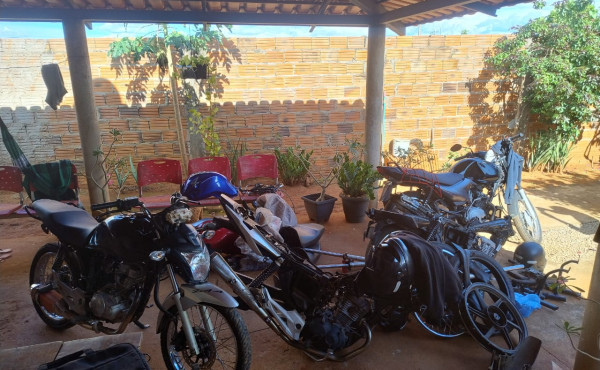 em-acao-imediata-pm-recupera-motocicletas-roubadas-de-patio-credenciado-e-detem-suspeitos-em-porto-nacional