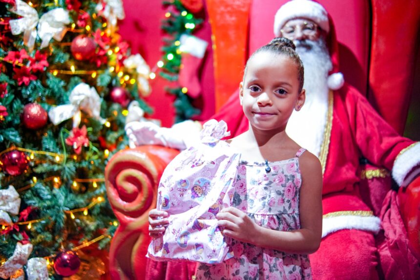 presentes-e-muita-musica-marcam-a-vila-de-natal-de-araguaina-as-vesperas-da-celebracao