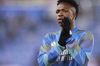 “vinicius-jr.-nao-merece-receber-o-que-o-real-madrid-lhe-paga-atualmente”