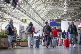 maioria-dos-brasileiros-sonha-viajar,-mas-so-minoria-diz-ter-dinheiro