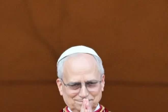 papa-leao-xiv-pede-que-fieis-abandonem-a-indiferenca-diante-da-guerra-e-das-desigualdades