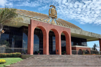 governo-do-tocantins-decreta-luto-oficial-de-sete-dias-pelo-falecimento-do-ex-governador-moises-avelino