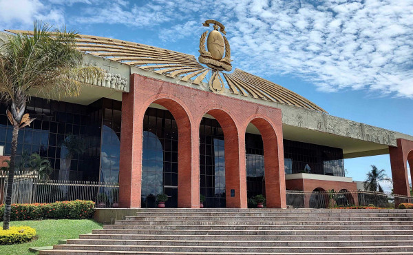 governo-do-tocantins-decreta-luto-oficial-de-sete-dias-pelo-falecimento-do-ex-governador-moises-avelino