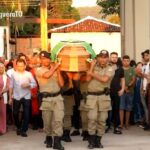 ex-governador-moises-avelino-e-sepultado-com-homenagens-e-salva-de-tiros