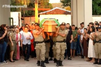 ex-governador-moises-avelino-e-sepultado-com-homenagens-e-salva-de-tiros
