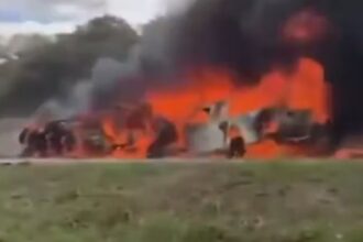 colisao-entre-dois-carros-no-sul-da-bahia-mata-onze-pessoas