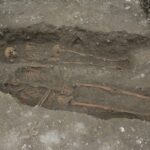 cientistas-divulgam-fotos-dos-mais-de-20-esqueletos-encontrados-embaixo-da-torre-de-londres