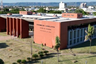 aleto-decreta-luto-oficial-de-sete-dias-pela-morte-do-ex-governador-moises-avelino