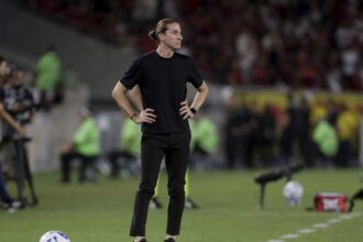 filipe-luis,-do-flamengo,-entra-na-lista-dos-tecnicos-mais-bem-pagos-do-brasil;-veja-valores