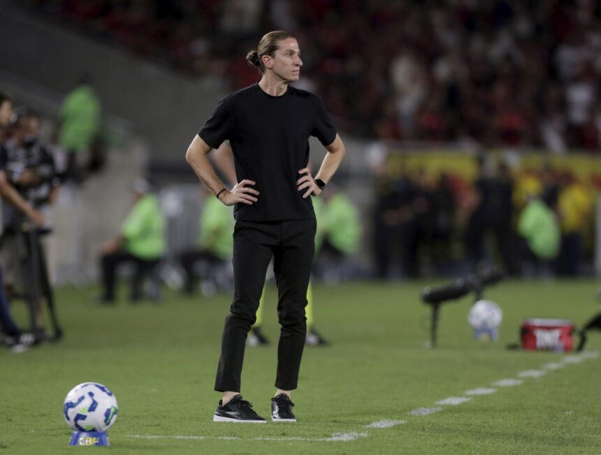 filipe-luis,-do-flamengo,-entra-na-lista-dos-tecnicos-mais-bem-pagos-do-brasil;-veja-valores
