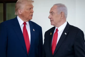 trump-diz-que-indulto-a-netanyahu-esta-a-caminho-e-que-atacaria-ira-de-novo-se-preciso