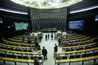 governo-libera-r$-1,8-bilhao-em-emendas-e-tenta-reduzir-pressao-do-congresso