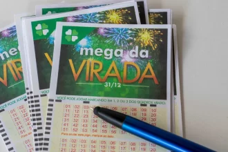 especialistas-indicam-o-que-fazer-se-ganhar-r$-1-bilhao-na-mega-da-virada