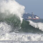 marinha-emite-alerta-de-ressaca-para-o-litoral-do-rio-no-reveillon