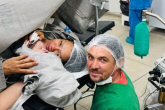 menino-de-palmas-e-o-primeiro-bebe-nascido-em-2026-na-rede-estadual