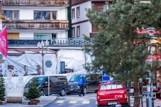 sobe-para-40-o-numero-de-mortos-apos-incendio-em-bar-na-suica