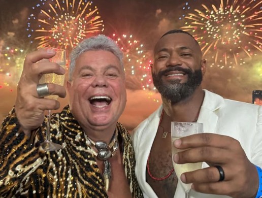 trocou-a-neve-pelo-calor-carioca:-namorado-mostra-fotos-de-reveillon-em-copacabana-com-milton-cunha