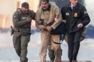 apos-sequestro,-maduro-e-esposa-sao-levados-para-corte-em-nova-york