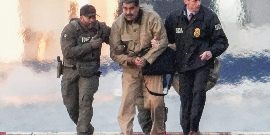 apos-sequestro,-maduro-e-esposa-sao-levados-para-corte-em-nova-york