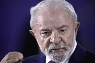 lula-conversou-com-delcy-rodriguez,-presidente-interina-da-venezuela