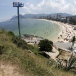 prefeitura-do-rio-barra-pegacao-noturna-e-restringe-acesso-ao-arpoador-apos-as-21h