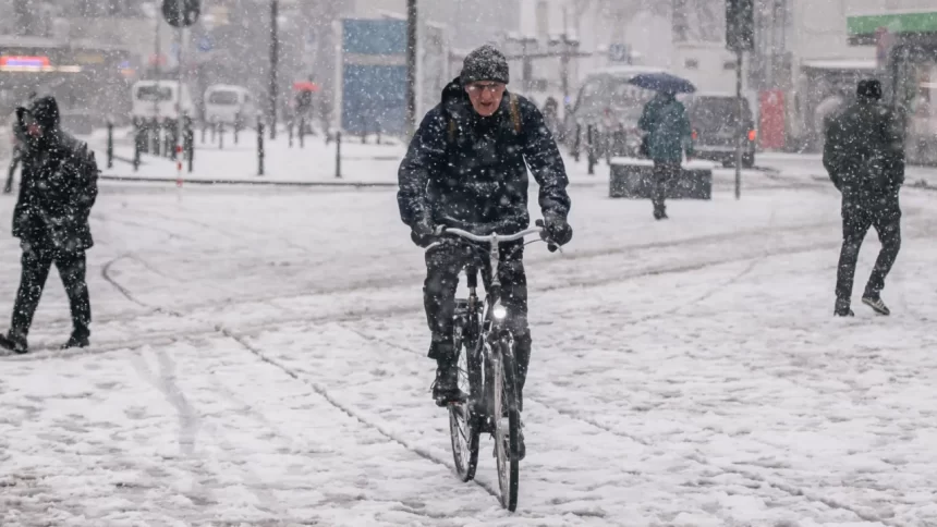 frio-de-30°c-na-europa-causa-mortes-e-prejudica-voos,-linhas-de-trem-e-estradas