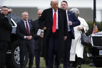 trump-manda-venezuela-parar-de-fornecer-petroleo-a-russia-e-china,-diz-tv