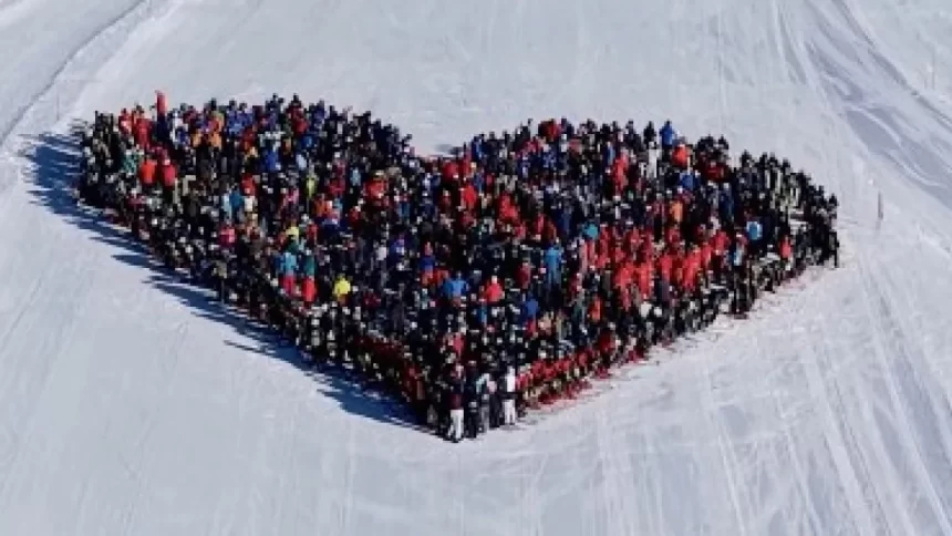 esquiadores-homenageiam-vitimas-do-incendio-em-bar-na-suica;-veja