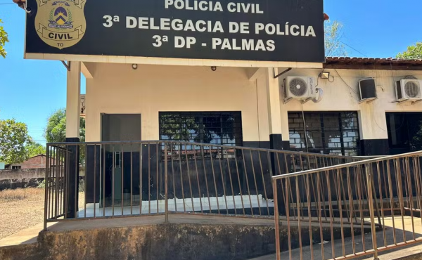 em-palmas,-homem-monitorado-por-tornozeleira-eletronica-e-preso-em-flagrante-pela-policia-civil-por-receptacao-de-notebook-furtado