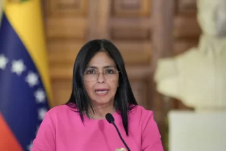 venezuela-e-eua-retomam-contato-diplomatico-limitado-e-avaliam-reabertura-de-embaixadas