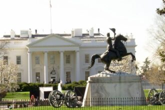 trump-e-petro-vao-se-reunir-na-casa-branca-em-fevereiro