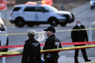 seis-pessoas-morrem-em-serie-de-tiroteios-nos-eua;-suspeito-foi-preso