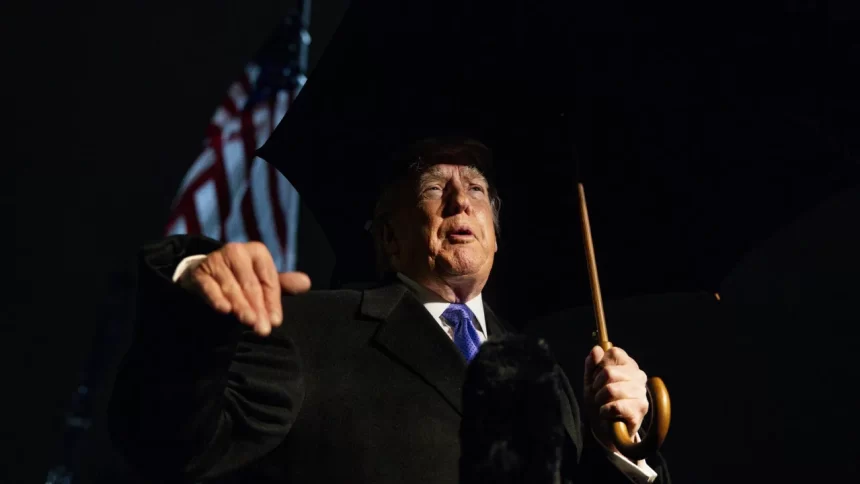 trump-diz-que-ira-pediu-negociacao-apos-ameacas-e-admite-acao-militar