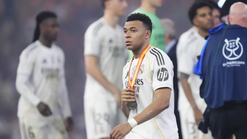 presidente-do-barcelona-critica-mbappe:-“nao-consigo-entender”