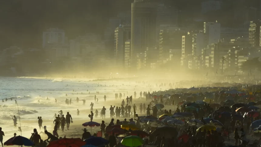 rio-registra-calor-recorde-de-41°c-com-praias-cheias-e-moradores-sem-onibus